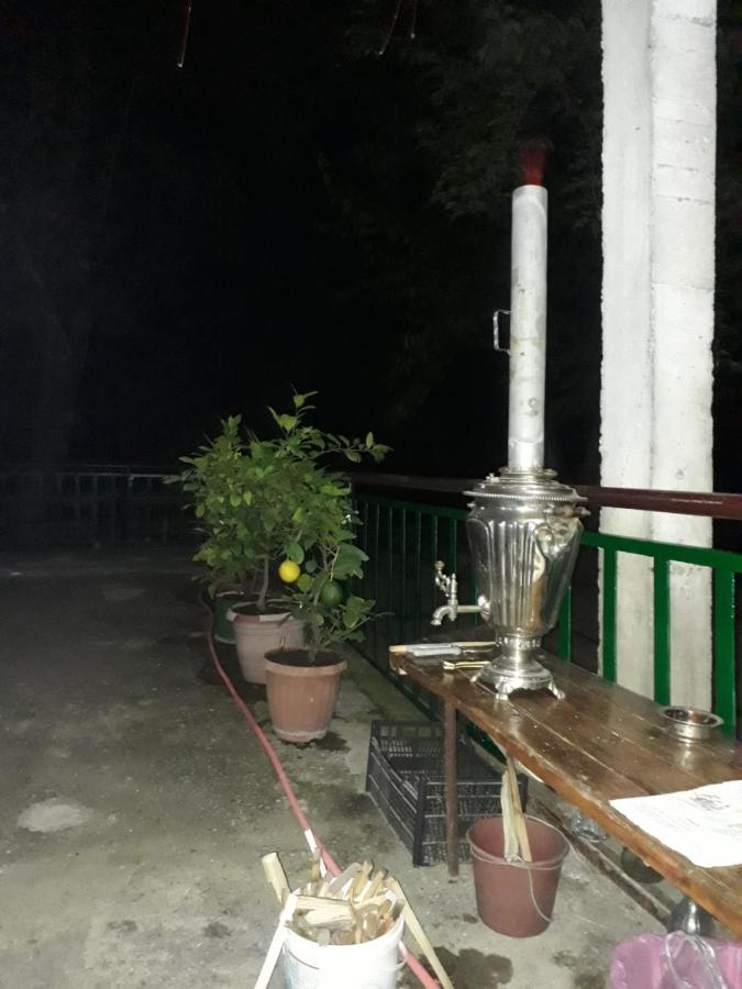 Alex B&B Kapan Exterior photo